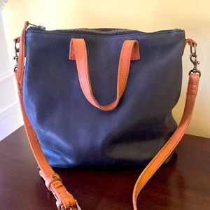 Able Abera Commuter Crossbody bag